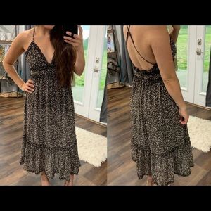 Floral Ruffle Tiered Sweetheart dress